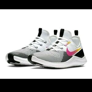 Nike Free TR 8 Women's Training Shoe 942888 ** Size 7 **